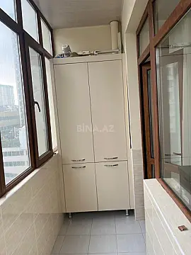 Satılır 2 otaqlı mənzil 95 m²