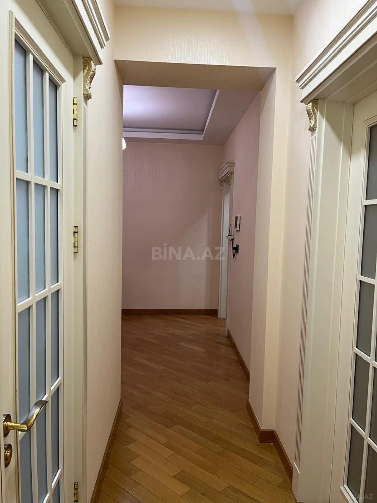 Satılır 2 otaqlı mənzil 95 m²