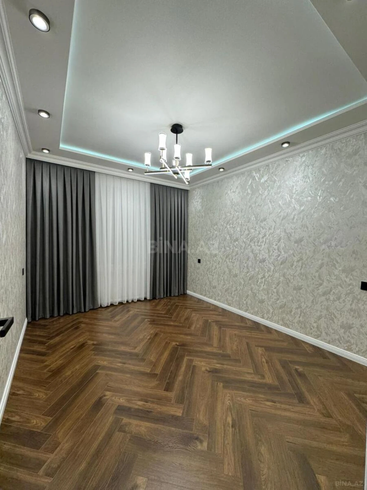 Satılır 3 otaqlı mənzil 85 m²