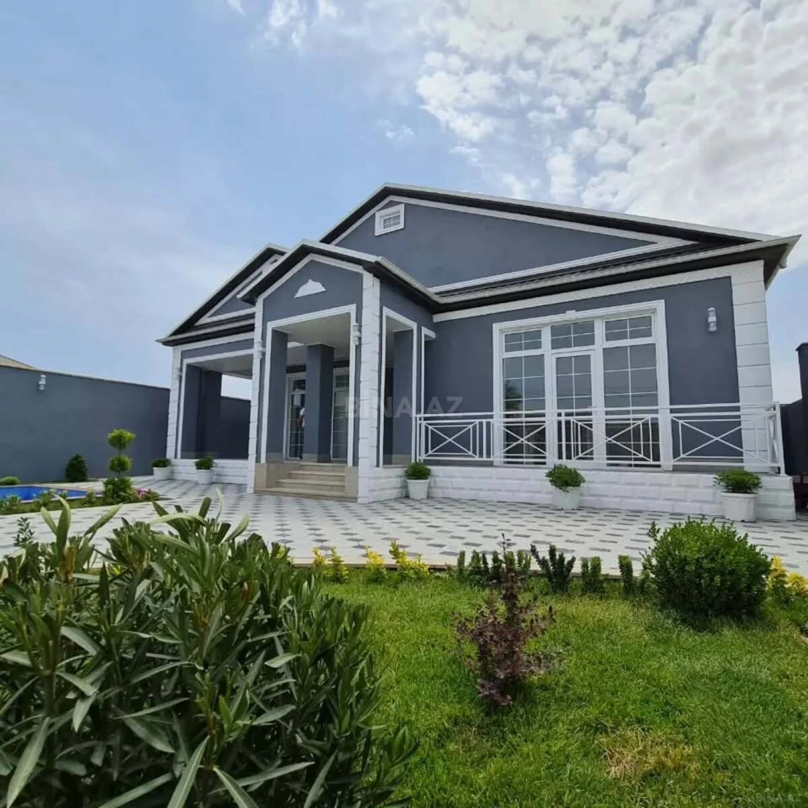 Kirayə verilir 4 otaqlı həyət evi 220 m²