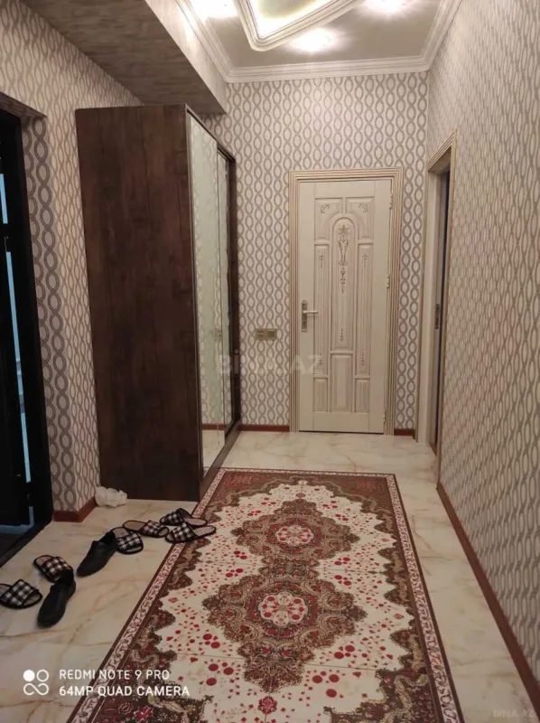 Kirayə verilir 2 otaqlı mənzil 75 m²