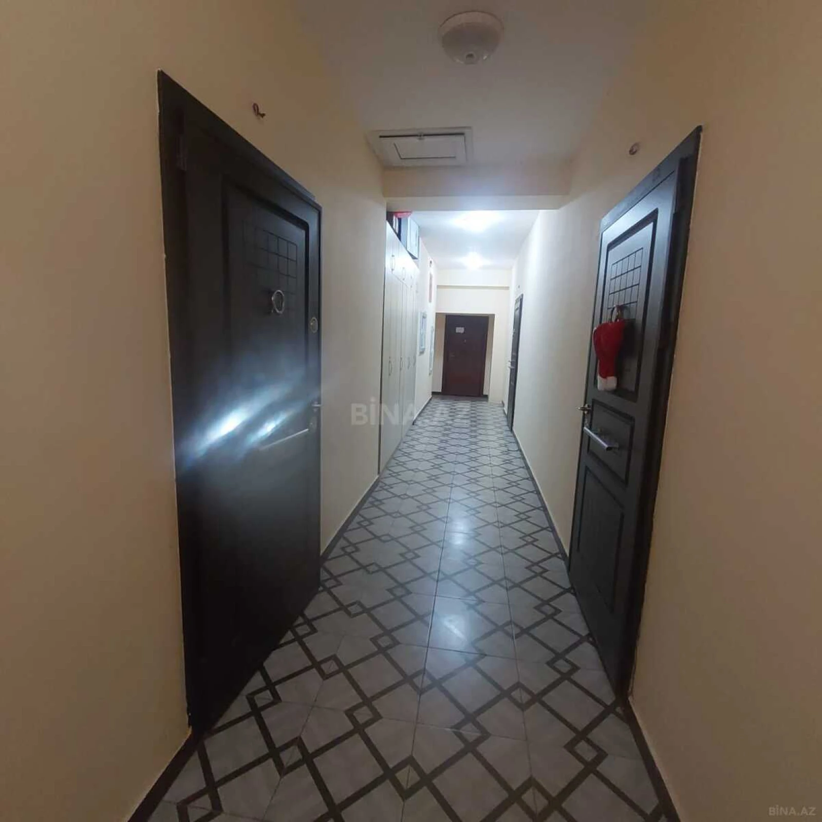 Satılır 2 otaqlı mənzil 42 m²