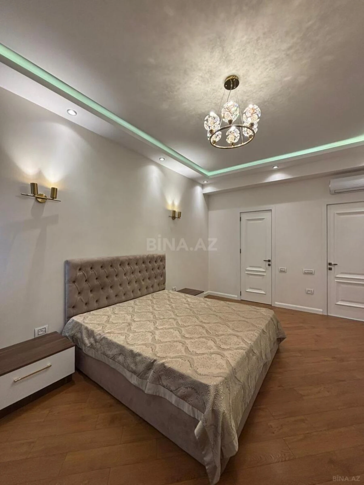 Kirayə verilir 3 otaqlı mənzil 125 m²