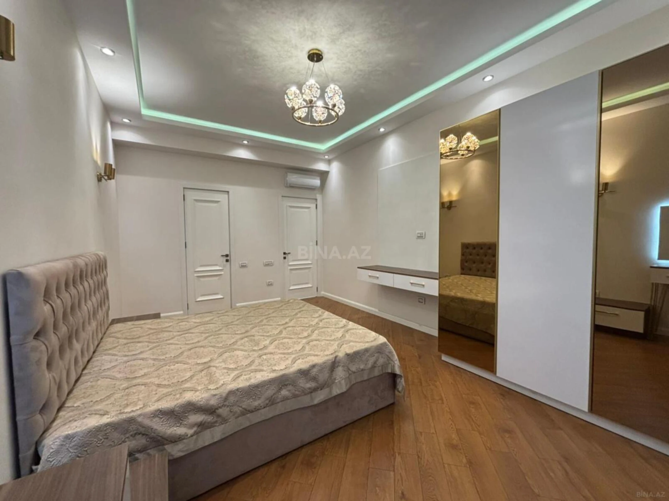 Kirayə verilir 3 otaqlı mənzil 125 m²