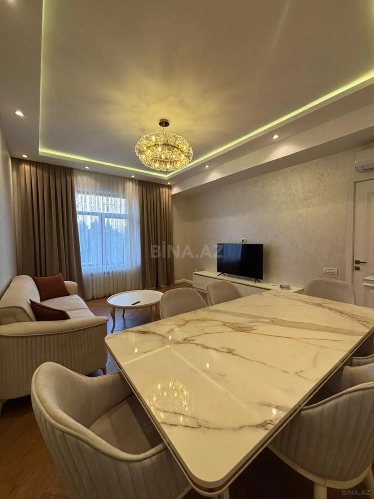 Kirayə verilir 3 otaqlı mənzil 125 m²
