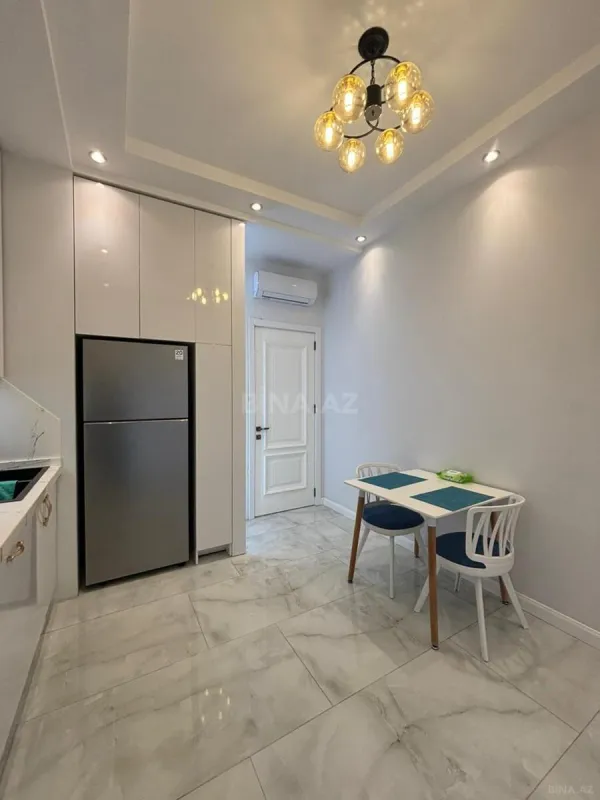 Kirayə verilir 3 otaqlı mənzil 125 m²