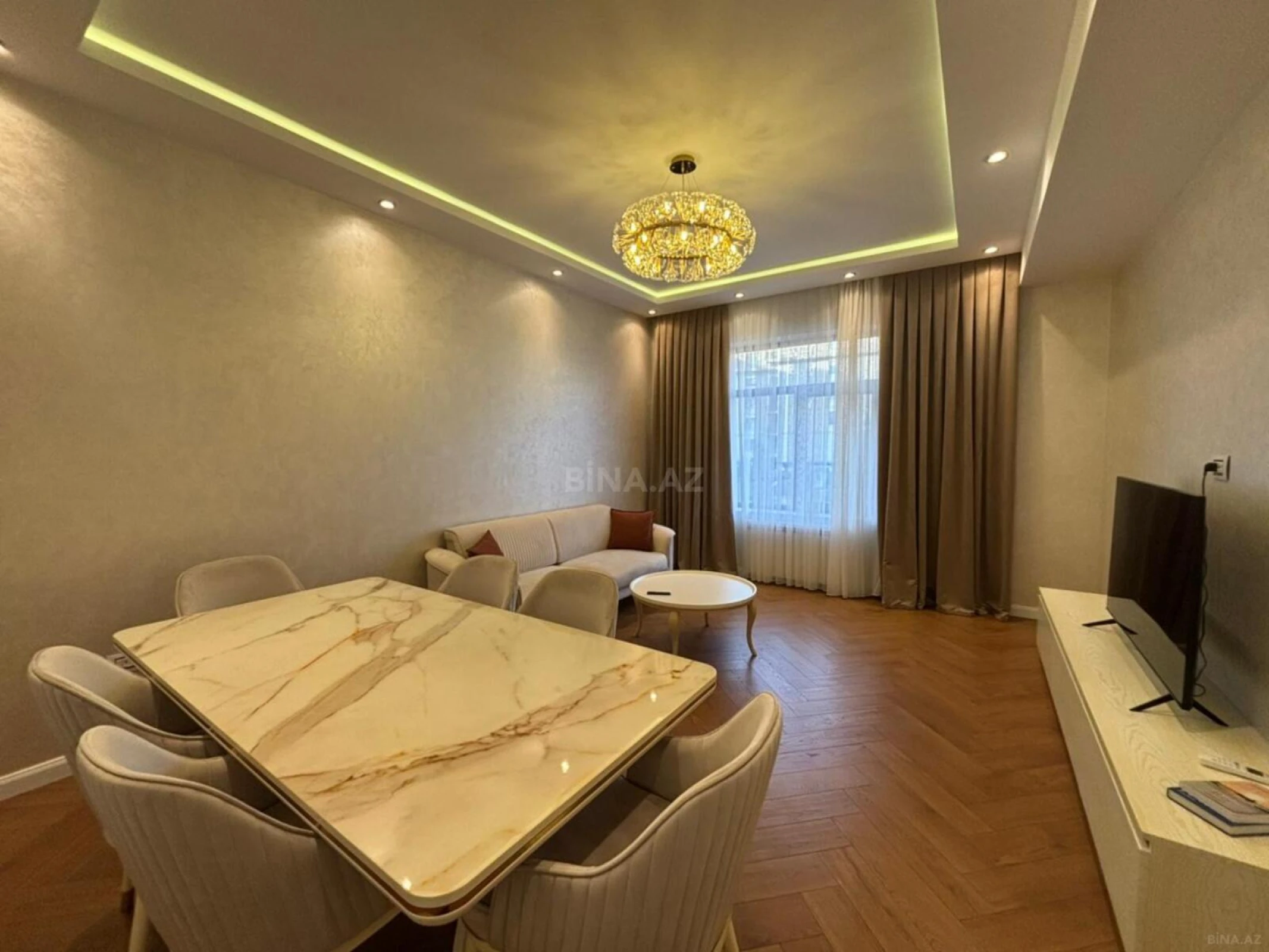 Kirayə verilir 3 otaqlı mənzil 125 m²