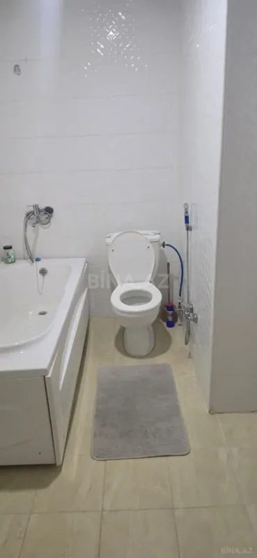 Kirayə verilir 3 otaqlı mənzil 140 m²