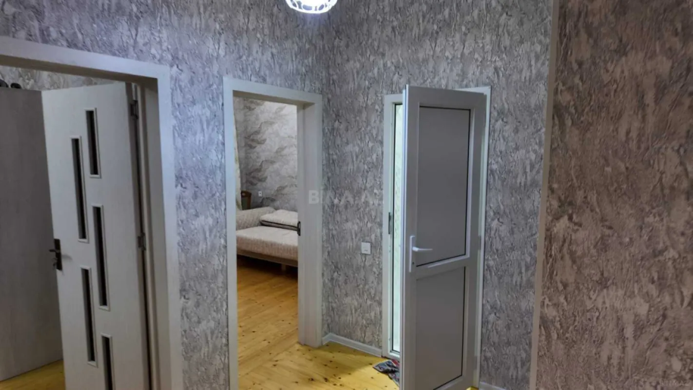 Satılır 4 otaqlı həyət evi 130 m²