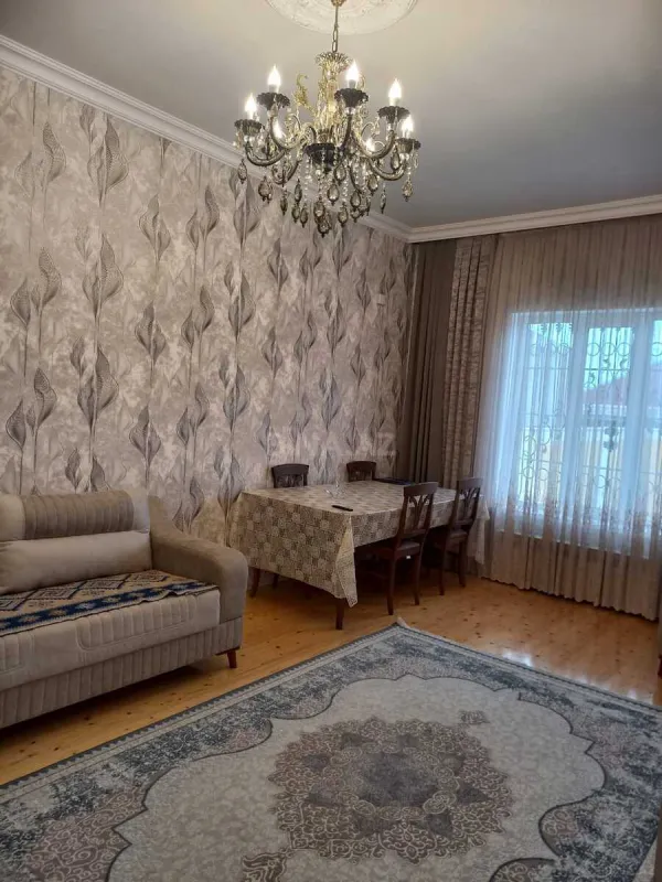 Satılır 4 otaqlı həyət evi 130 m²