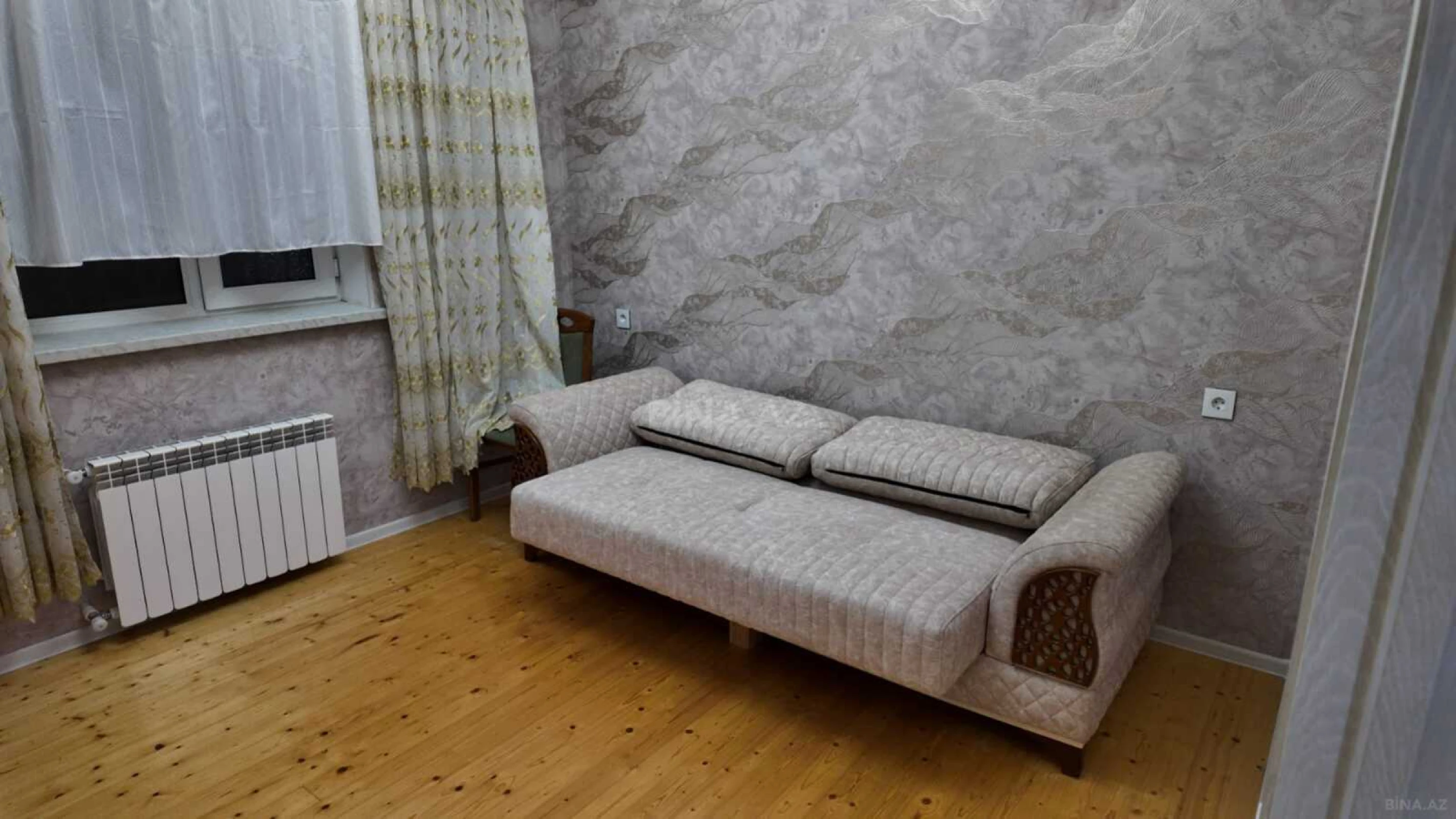 Satılır 4 otaqlı həyət evi 130 m²