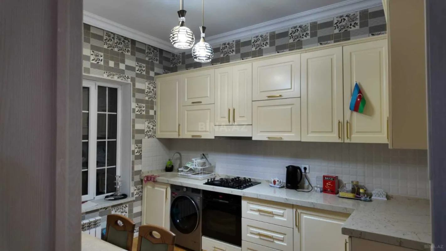 Satılır 4 otaqlı həyət evi 130 m²