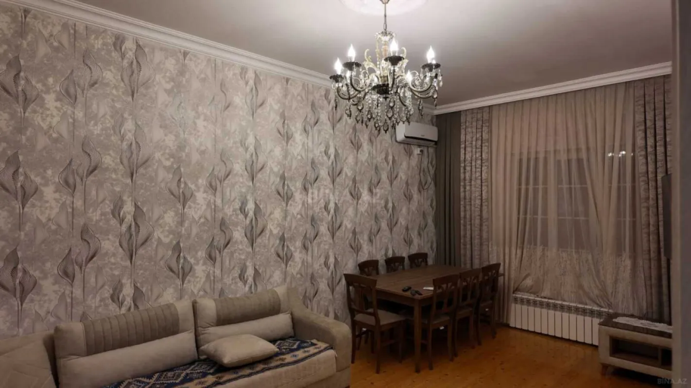 Satılır 4 otaqlı həyət evi 130 m²