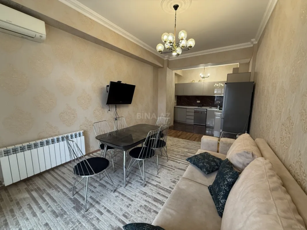 Satılır 3 otaqlı mənzil 98 m²
