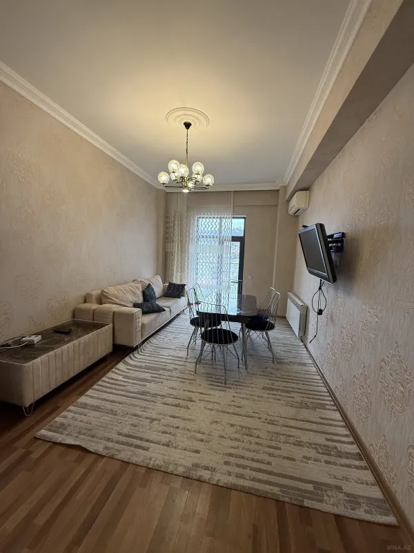 Satılır 3 otaqlı mənzil 98 m²