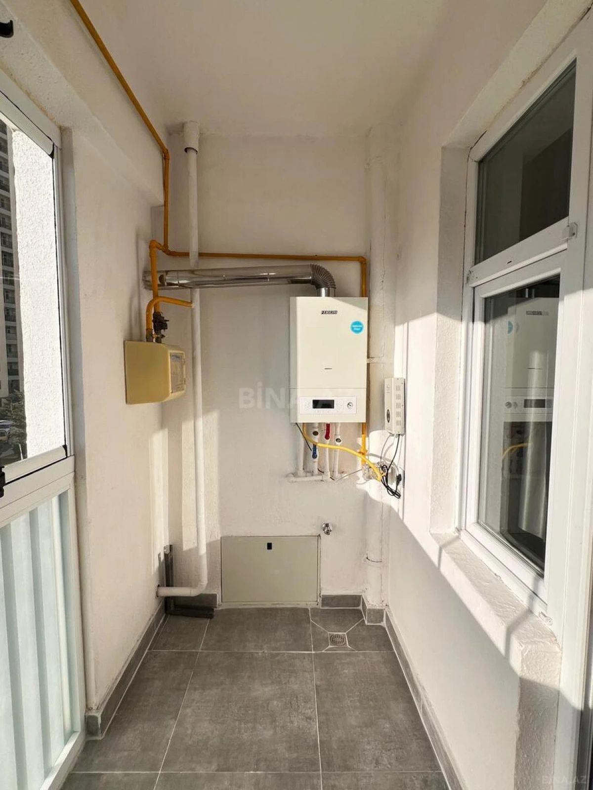 Satılır 3 otaqlı mənzil 90 m²