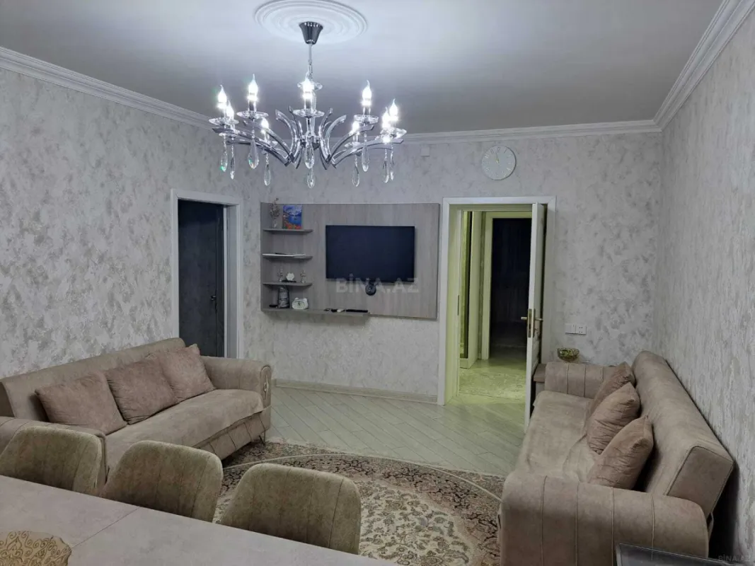 Satılır 4 otaqlı mənzil 100 m²