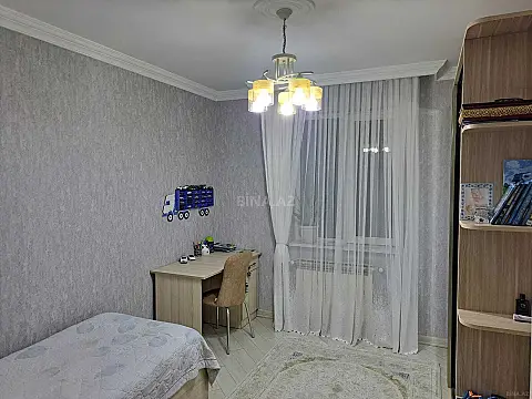 Satılır 4 otaqlı mənzil 100 m²