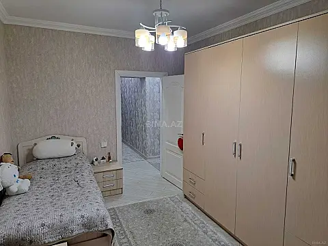 Satılır 4 otaqlı mənzil 100 m²