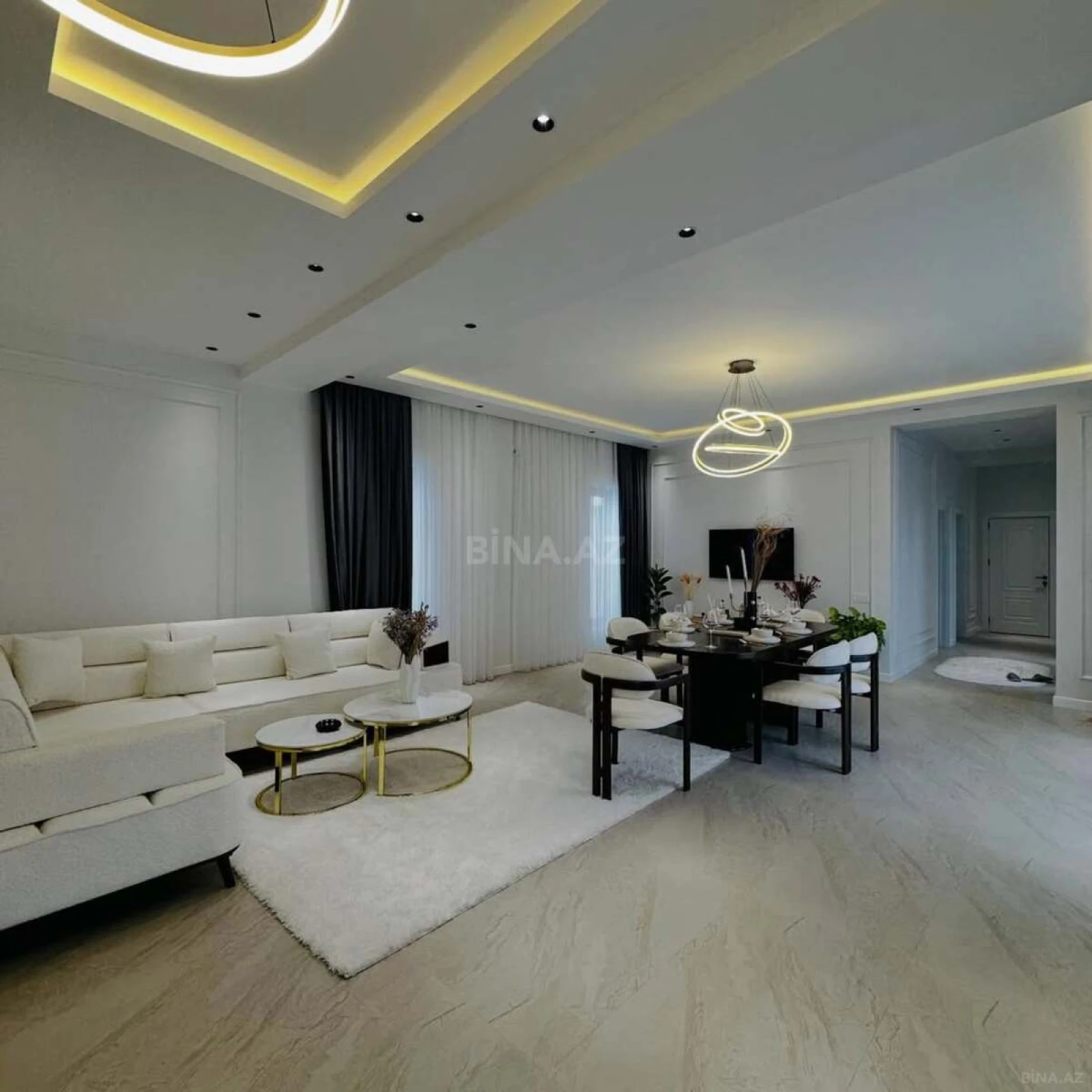 Kirayə verilir 4 otaqlı həyət evi 250 m²