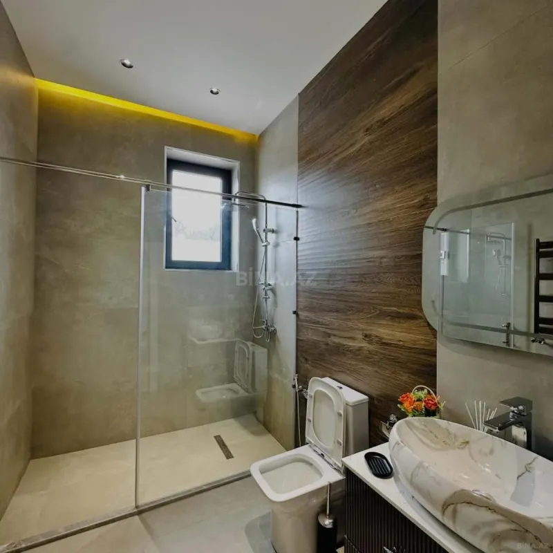 Kirayə verilir 4 otaqlı həyət evi 250 m²