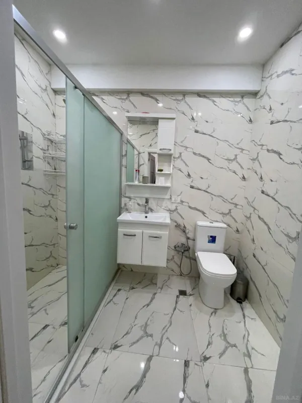 Kirayə verilir 2 otaqlı mənzil 60 m²