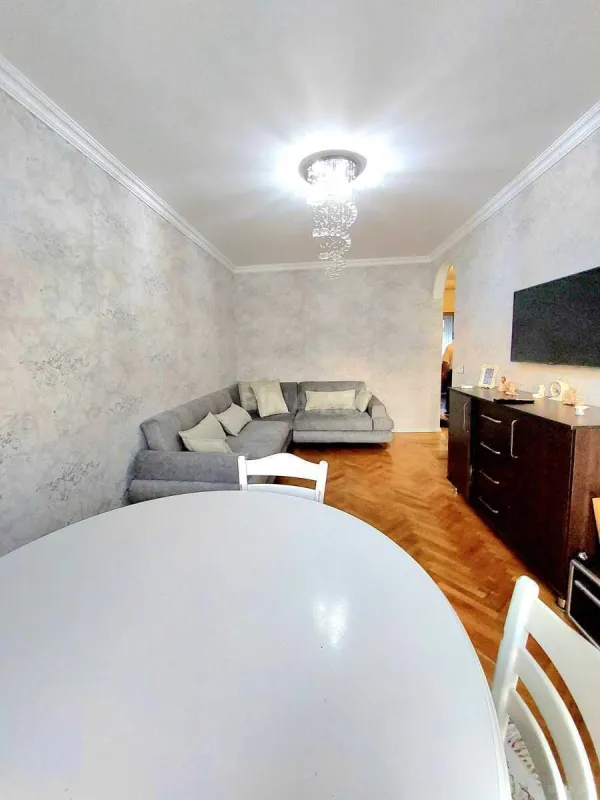 Satılır 3 otaqlı mənzil 60 m²