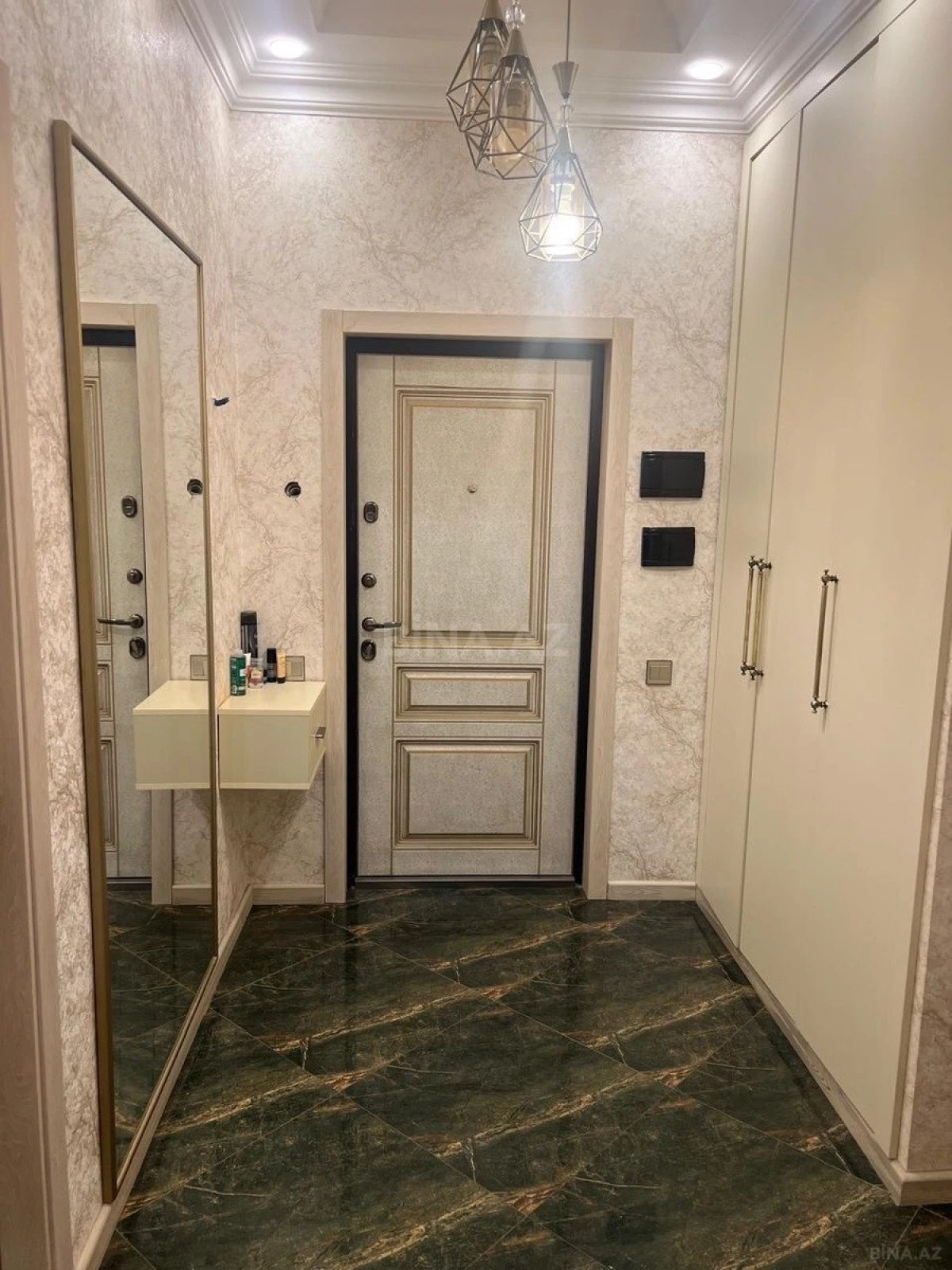Kirayə verilir 3 otaqlı mənzil 70 m²
