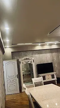 Kirayə verilir 3 otaqlı mənzil 110 m²