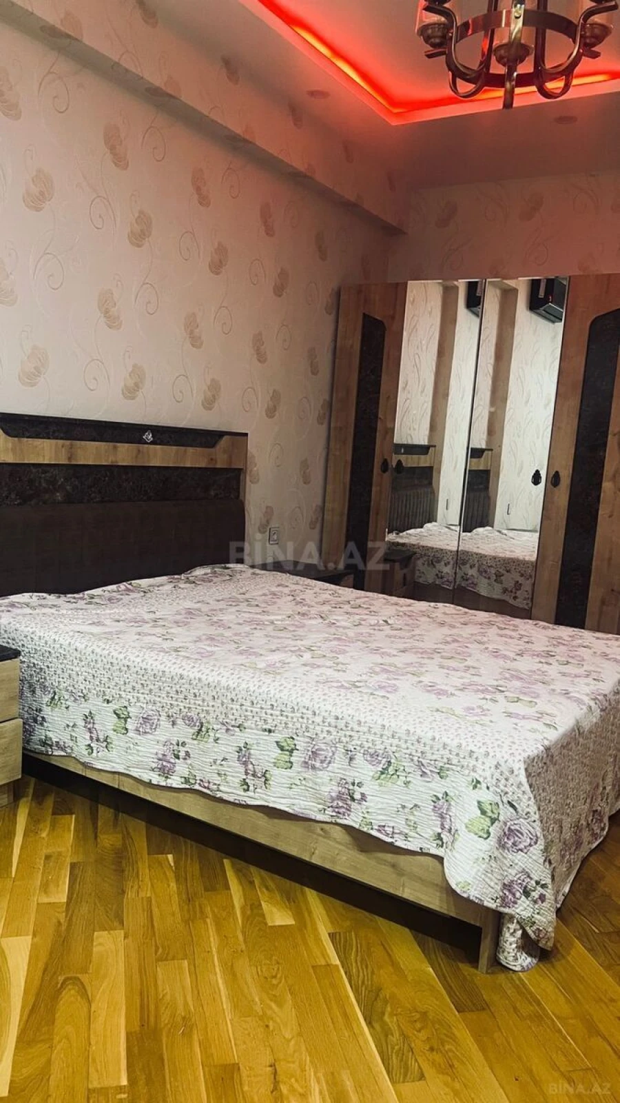 Kirayə verilir 3 otaqlı mənzil 110 m²