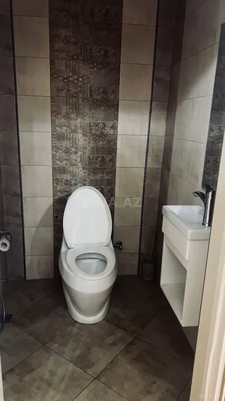 Kirayə verilir 3 otaqlı mənzil 110 m²