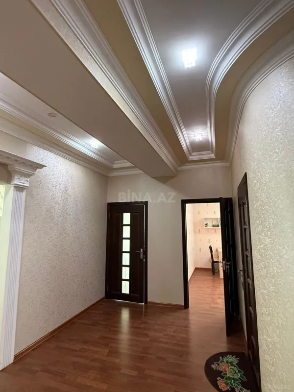 Kirayə verilir 3 otaqlı mənzil 130 m²