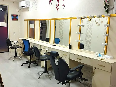 Satılır obyekt 40 m² — Bakı, Memar Əcəmi yanı 40.00 m²