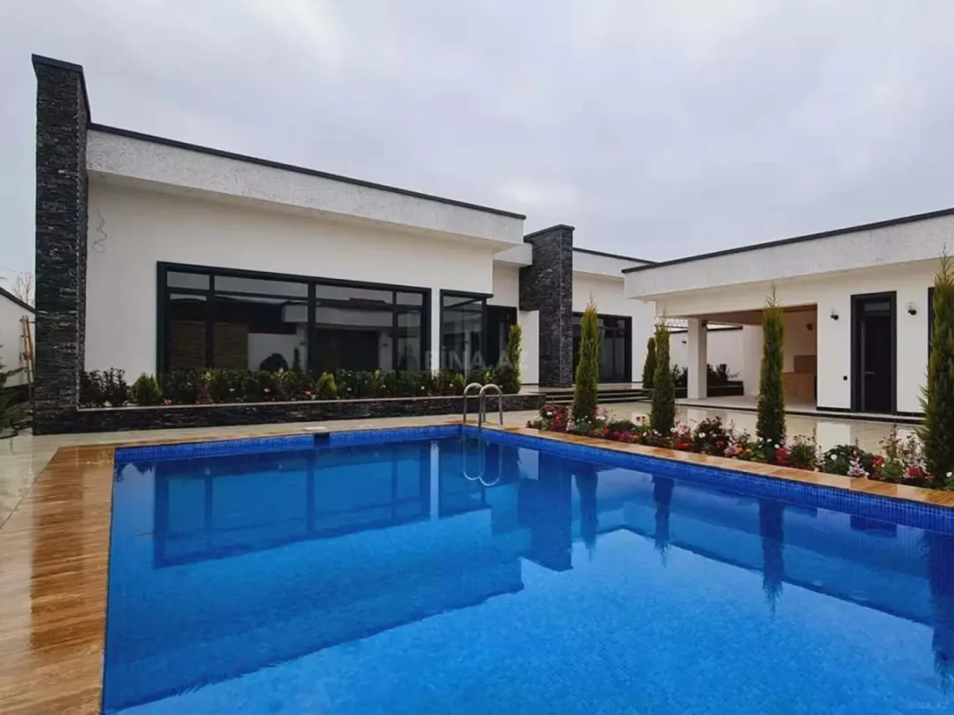 Kirayə verilir 4 otaqlı həyət evi 220 m²
