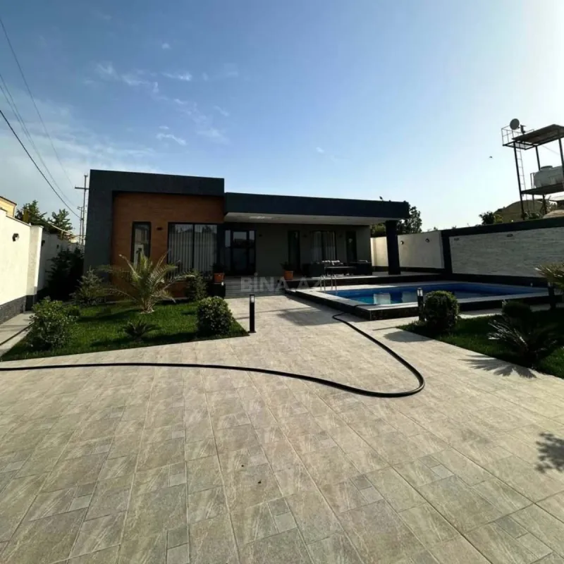 Kirayə verilir 4 otaqlı həyət evi 250 m²