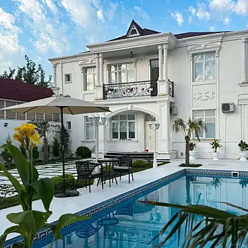 Kirayə verilir 5 otaqlı həyət evi 400 m² — Bakı, Buzovna 5 otaq 400.00 m²