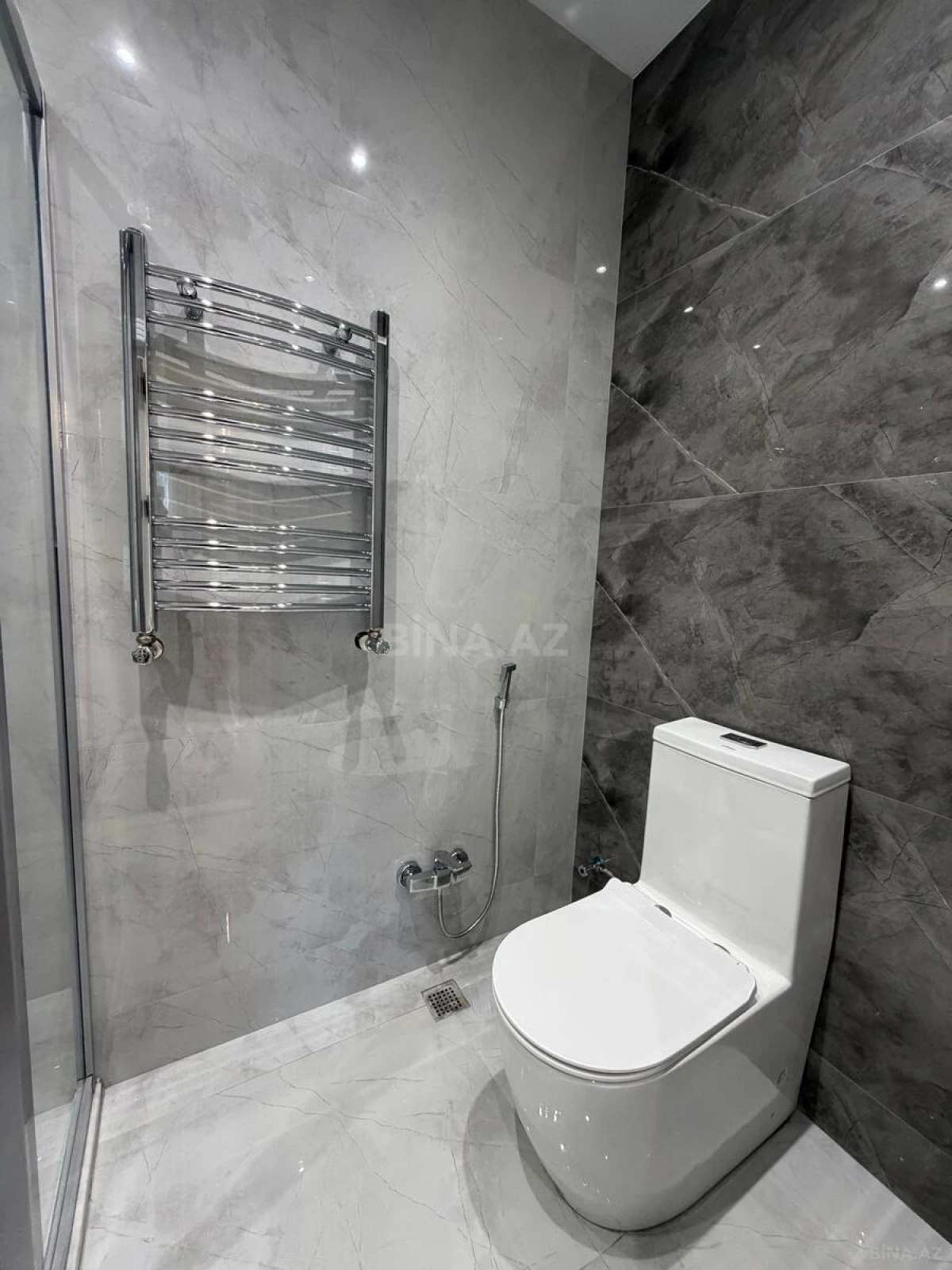 Satılır 3 otaqlı mənzil 70 m²