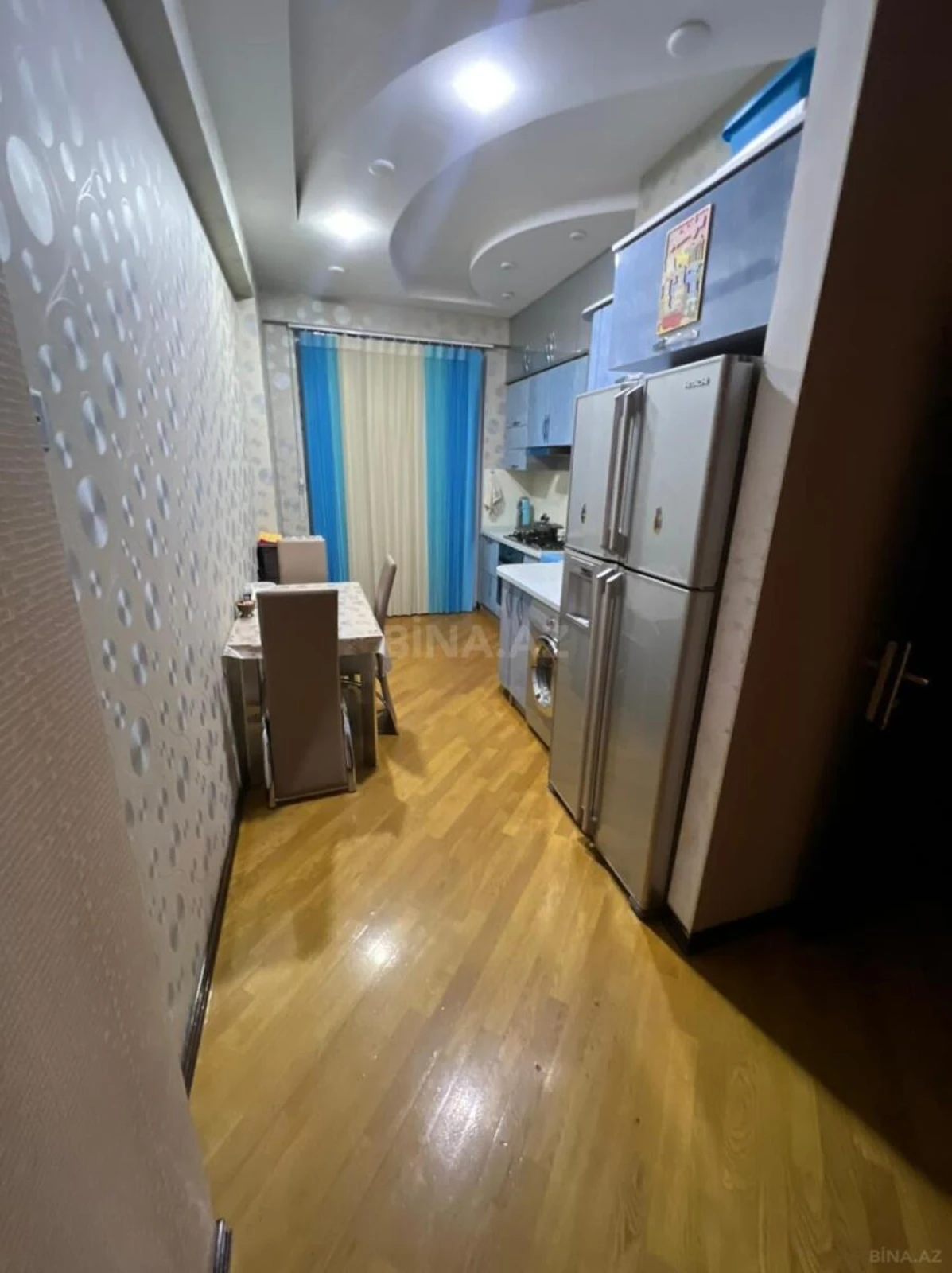 Satılır 3 otaqlı mənzil 118 m²