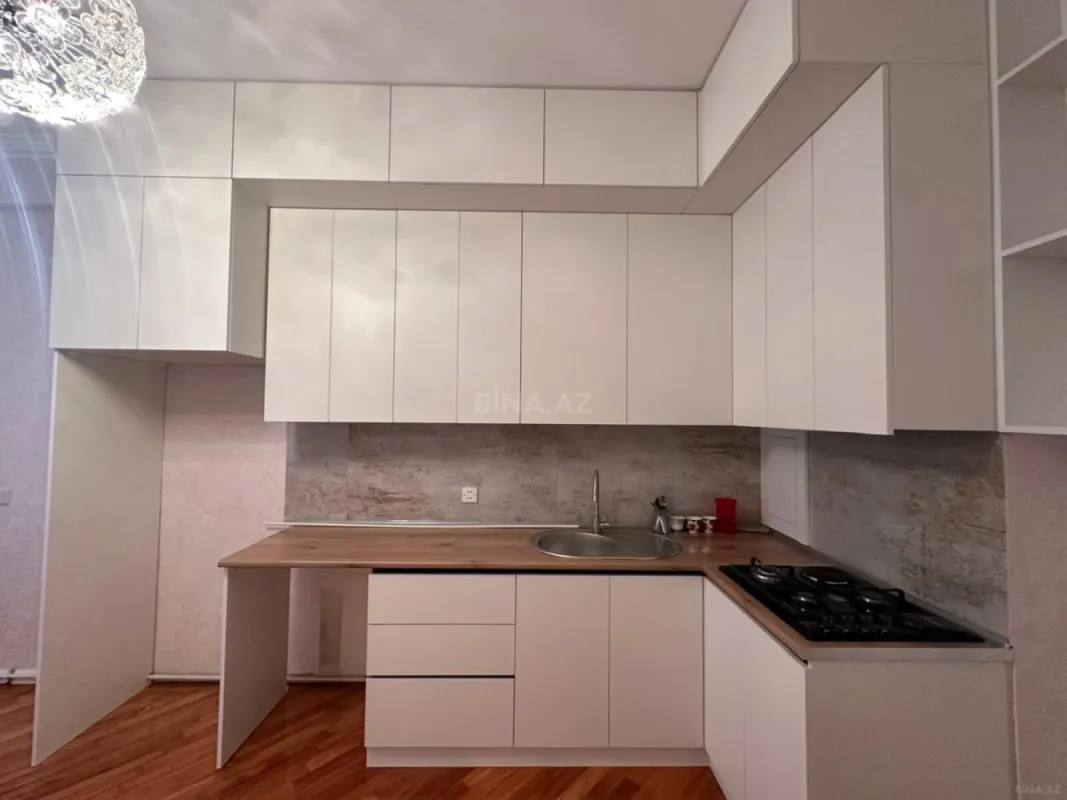 Satılır 2 otaqlı mənzil 90 m²