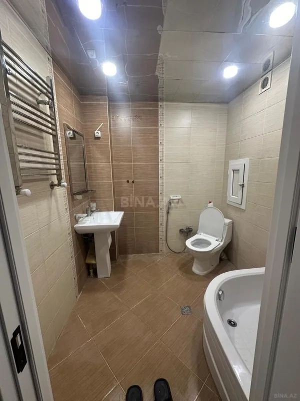 Satılır 2 otaqlı mənzil 90 m²
