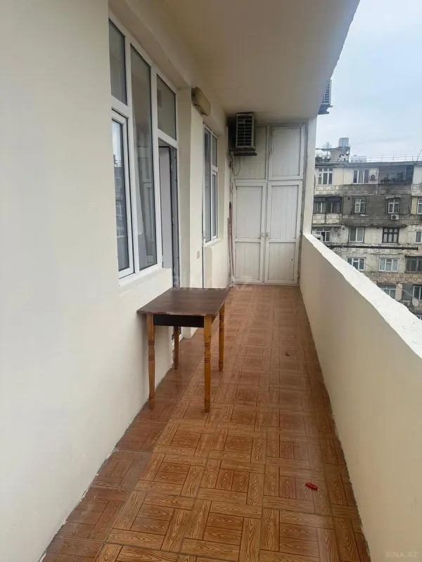 Satılır 2 otaqlı mənzil 90 m²