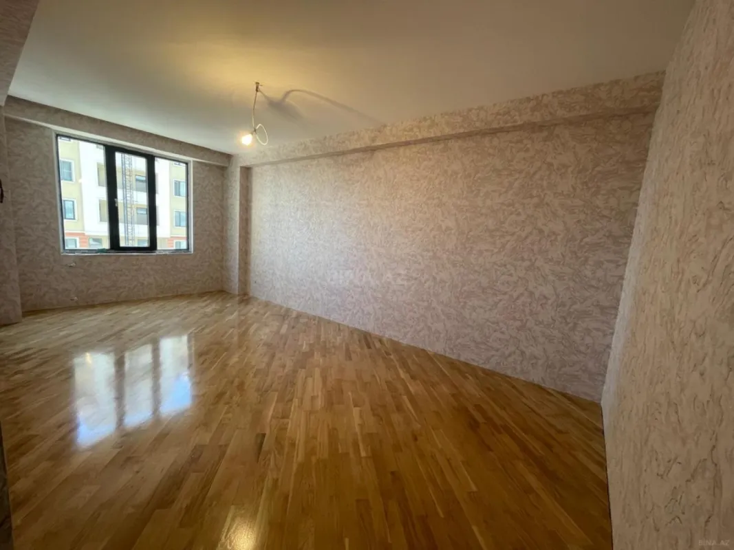 Satılır 3 otaqlı mənzil 108.7 m²