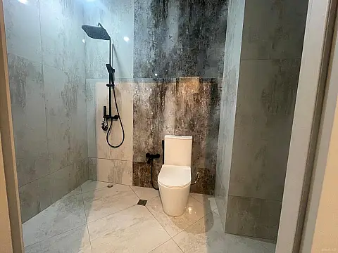 Satılır 3 otaqlı mənzil 108.7 m²