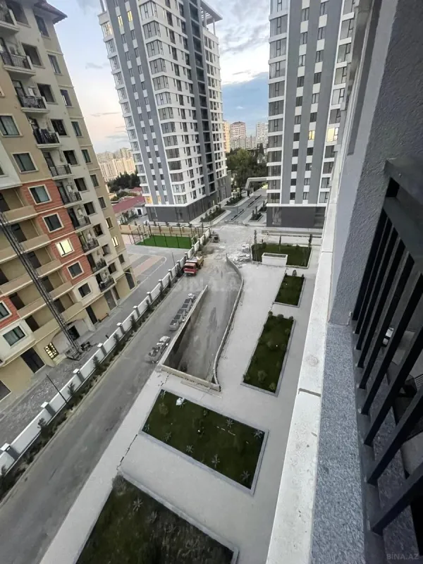 Satılır 3 otaqlı mənzil 108.7 m²