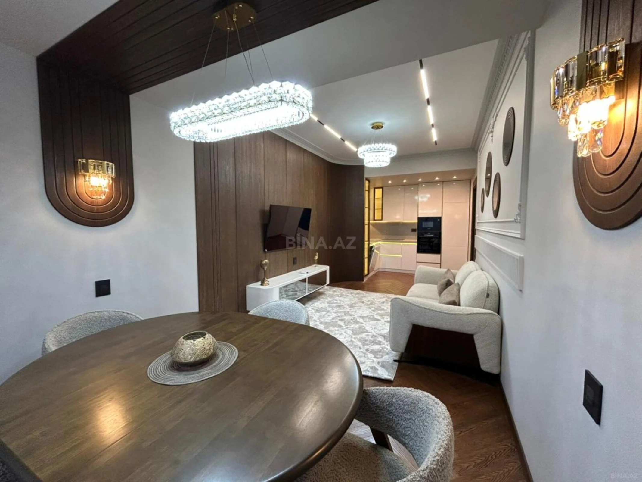 Satılır 3 otaqlı mənzil 92 m²