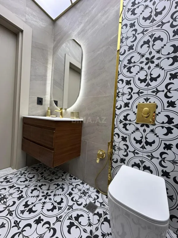Satılır 3 otaqlı mənzil 92 m²