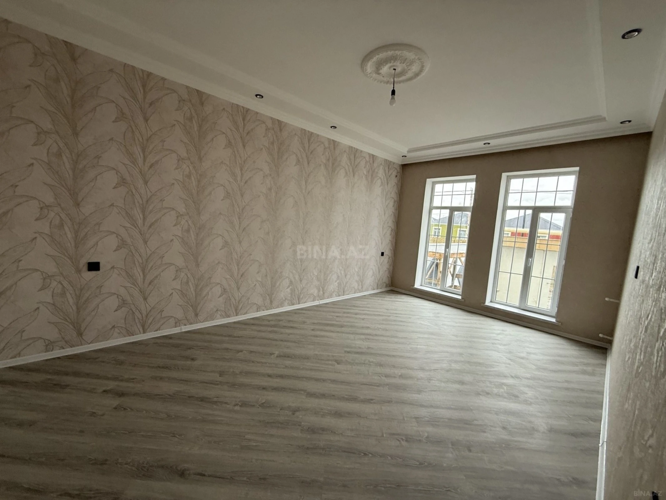 Satılır 4 otaqlı həyət evi 110 m²