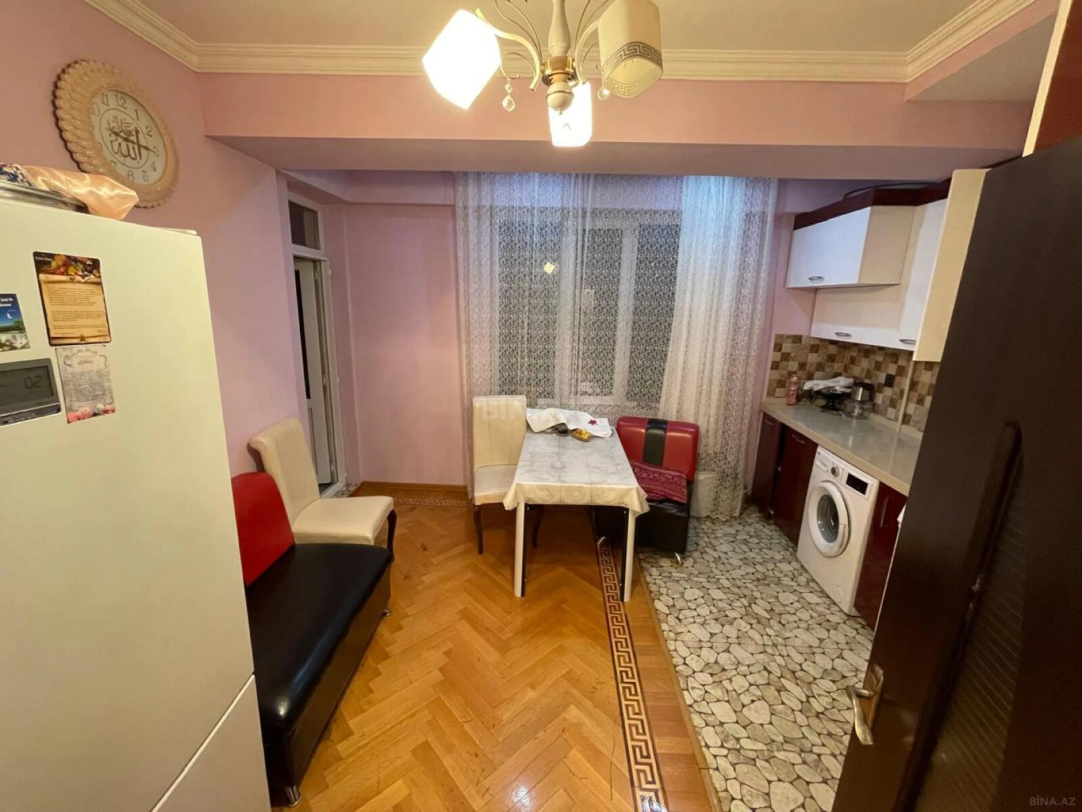 Satılır 3 otaqlı mənzil 130 m²