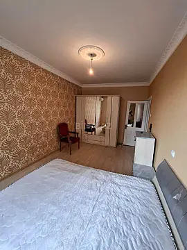 Satılır 2 otaqlı mənzil 60 m²