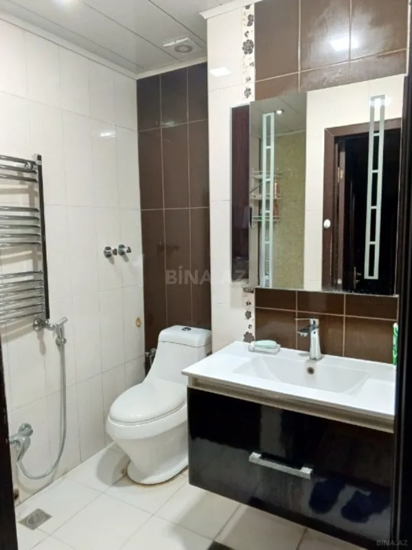 Satılır 3 otaqlı mənzil 96 m²